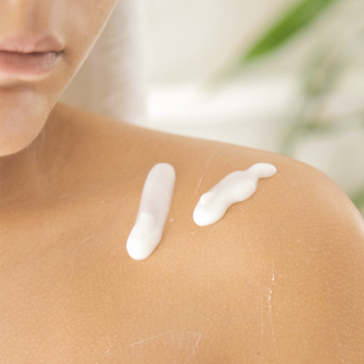 Hidratante Antioxidante Com Ativo CB2 Ação Anti-inflamatória 175ml AUÁ